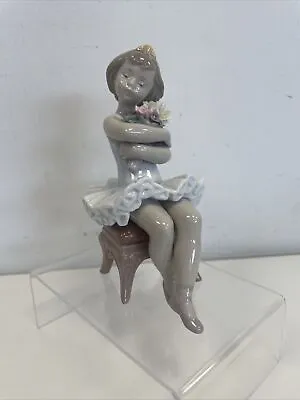 Buy Lladro First Performance Ballet Girl Figurine • 19£