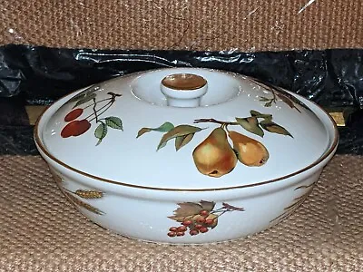 Buy Royal Worcester Oven To Table Ware. Eversham Gold Round Lidded Entrée Dish • 10£