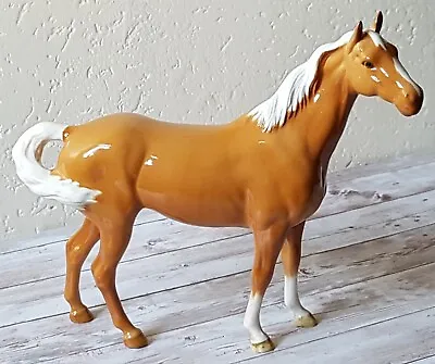 Buy Beswick Swish Tail Horse Beautiful Rare Version 1 Palomino Gloss Model No.1182 • 89.99£