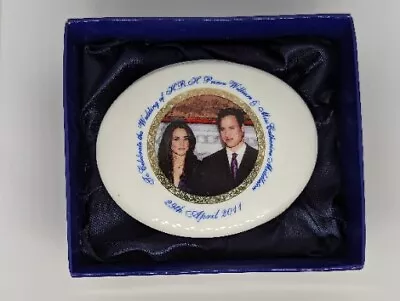 Buy William & Catherine Royal Wedding Commemorative Oval China Trinket Box • 5.50£