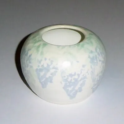 Buy Pottery Pot Designed By Carol Wynne Morris - Conwy Pottery Handmade In Wales  • 8£