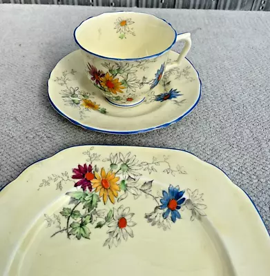 Buy Vintage Crown Staffordshire Creamware Trio - Daisy Tea Plate, Cup & Saucer • 7£