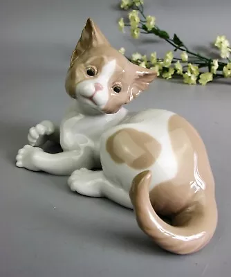 Buy Lladro Figurine  Surprised  Cat / Kitten 5114. Vintage Porcelain. • 29.99£