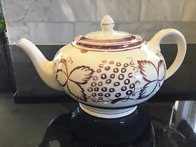 Buy Purple Lusterware Tea Pot By “Gray’s Pottery.” Stokes-on Trent, England. • 37.80£