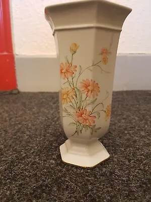 Buy Royal Winton Vase • 8£