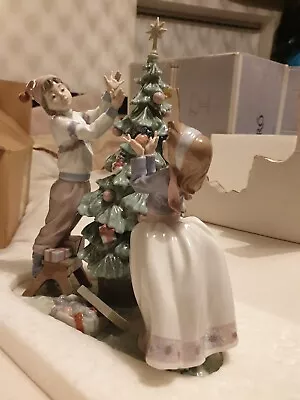 Buy Lladro ( Trimming The Tree) • 450£