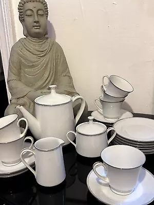 Buy Vintage Tea Set With Teapot • 30£