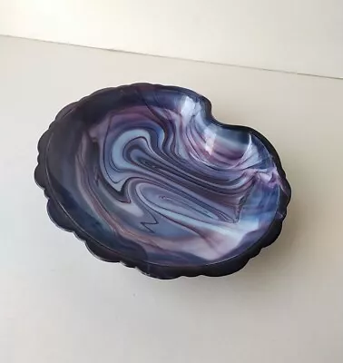 Buy Soweby Davidson Victorian Purple Slag Glass Shell Shaped Dish • 10£