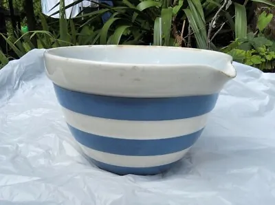 Buy T.G Green, Cornishware, English Mixing Bowl, 19cm Dia, !930-1950 Rare Lipped.  • 19£