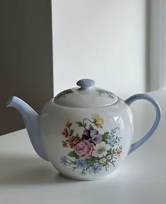 Buy Shelley Bone China «Summer Bouquet» Pattern 2351 Small Teapot • 50£