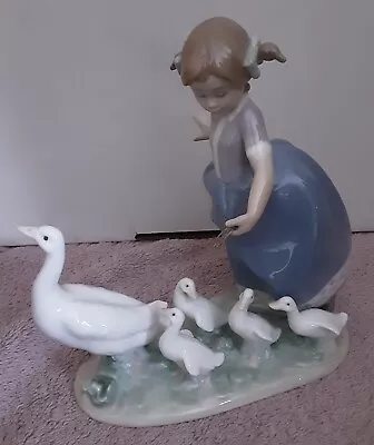 Buy Lladro Figurines #5503  HURRY NOW  Girl With Geese • 16£