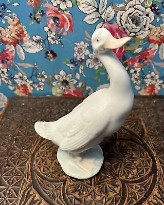 Buy NAO Lladro Figurine Duck Goose Cheeky Looking Up VGC 1970s Handmade In Spain • 9.99£
