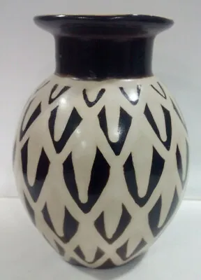Buy 003 Peruvian Pottery Chulucanas Vase White Feathers Jarron Blanco Plumas • 26.50£