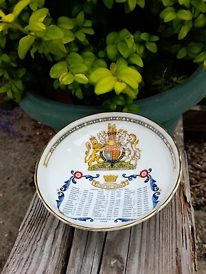 Buy Aynsley China The Queen’s Silver Jubilee Commemorative Dish “Kings And Queens” • 8£