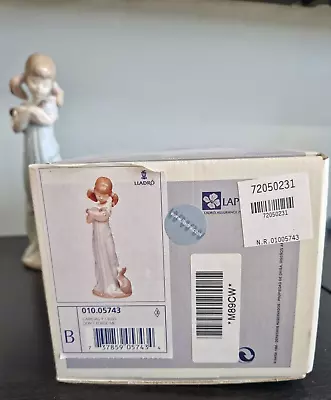 Buy Lladro Porcelain Figurine Don't Forget Me Girl With Cats No 5743 - With Orig Box • 34.99£