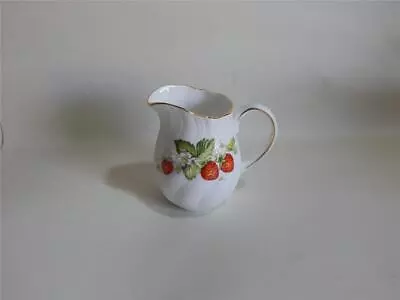 Buy Queens Queen's Virginia Strawberry Creamer Milk Jug First Quality ~ 3.5  Tall • 7.97£