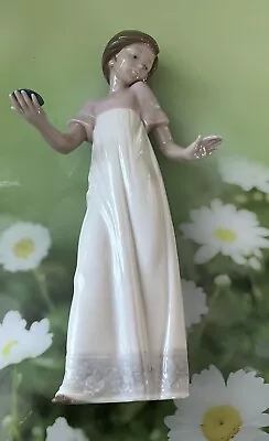 Buy LLADRO Figurine Lady Without A Candle NAO  #1301 Vintage 1991 GOOD CONDITION • 4.99£