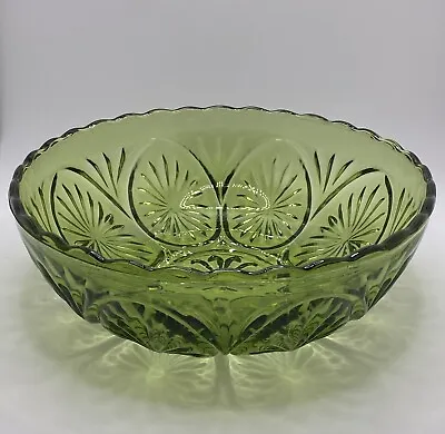 Buy Anchor Hocking Emerald Green Star & Medallion 8 Inch Bowl - Vintage Green Glass • 10.61£