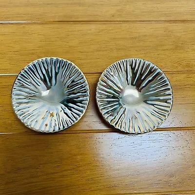 Buy 2 X Gold Coloured Jersey Pottery Trinket Dishes  • 9.99£