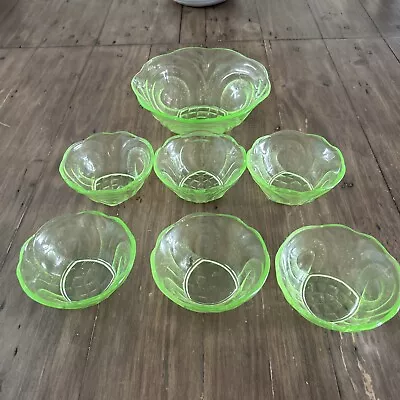 Buy Uranium Glass Art Deco Desert Bowls Set • 25£