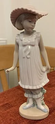 Buy Nao April Showers Girl Figurine (1126) App 18.5cm Tall (AF) • 3.50£