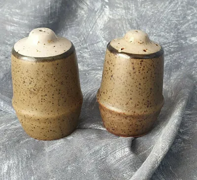 Buy Purbeck Pottery — Studland — Smal — Salt & Pepper Pots — Salt & Pepper Shakers • 31.50£
