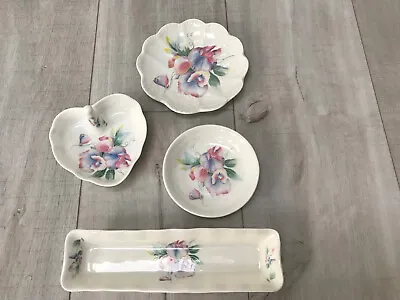 Buy Bundle Of 4 Aynsley China Little Sweetheart Design Trinket Dishes • 8£