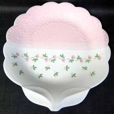 Buy SHELL Shaped Ceramic Plate 1970s CLAM Scalloped 23cm X 24cm Pink & White Japan • 13.91£