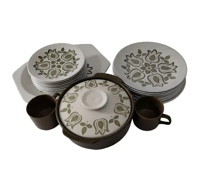 Buy Tulip Time J & G Meakin Maidstone 23 Pieces: Plates X 20/Cups X 2/Tureen X 1 • 145£