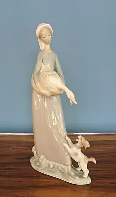 Buy Lladro Girl With Goose & Dog Porcelain Figurine Collectable 4866 • 50£