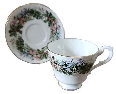 Buy Royal Standard Fine Bone China Tea Cup & Saucer Holly Floral Pattern England. • 19.20£