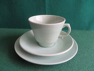 Buy Vintage WWII BERYL WOODS TRIO  Tea Cup And Saucer & Side Plate In VGC • 5£