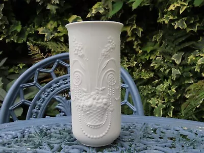 Buy Kaiser Germany Porcelain Vase. By M.Frey. • 8£