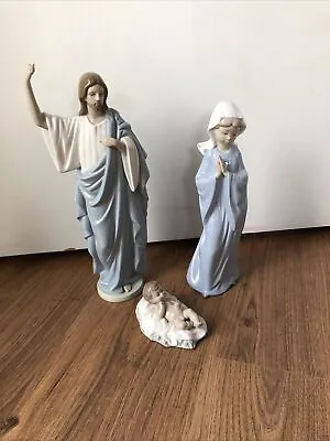 Buy Nao By Lladro  Part Of Praying Set Joseph Baby Jesus & Dais’s Praying Nun • 260£