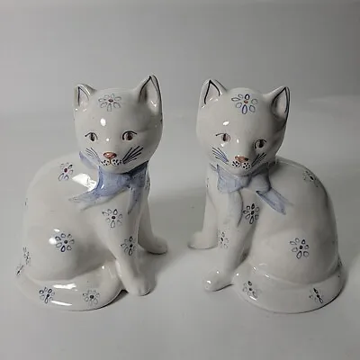 Buy Rye Pottery Vintage Cat Hand Painted Blue White Floral Pair Approx 6   England  • 40.74£