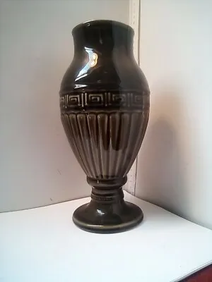 Buy Devonway Kingsbridge  Pottery Torquay Vintage Green Vase / Urn  22 Cm • 12£