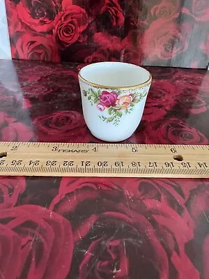 Buy Royal Albert Doulton Old Country Roses One Egg Cup Older Stamp England • 23.53£