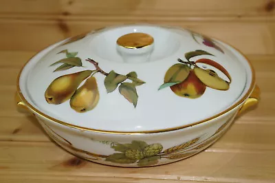 Buy Royal Worcester Evesham Gold  1½ Pint Covered Casserole 7¾  X 2  MADE IN ENGLAND • 16.01£