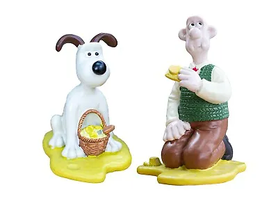 Buy Garden Ornaments Decor  Wallace And Gromit Statue Large Pair Red Nose Day • 24.99£