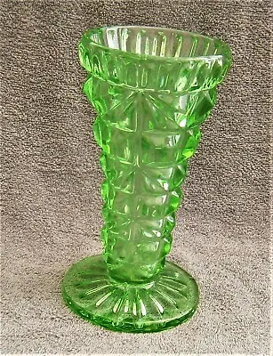 Buy Q397) Vintage Art Deco Green Pressed Glass Funnel Shaped Vase  • 9.50£