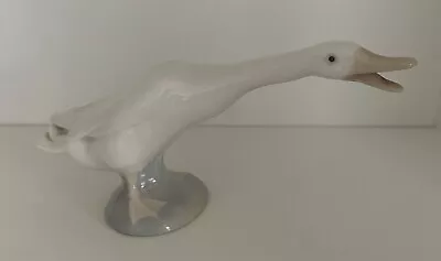 Buy LLADRO  - Long Neck Hissing Goose - Porcelain Figurine - Excellent Condition   • 11.99£
