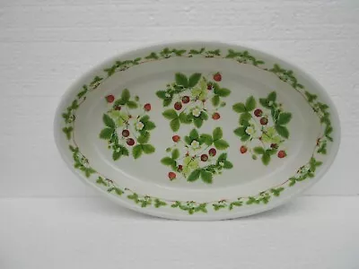 Buy Portmeirion  11 (28.5cm) Oval Serving Dish ~ Strawberry Pattern • 10£