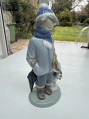 Buy Lladro Figurine Winter 5220 - Boy With Dog • 25£