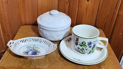 Buy X3 Mixed Ceramic Lot - White & Blue, Incl. Dish, Pot & Lid And Teacup & Saucer • 5£