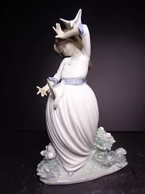 Buy Lladro Nao 423 Girl Figurine Dancing With Doves • 65.24£