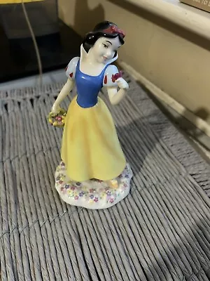 Buy Royal Doulton Disney Princesses Snow White 18545 Showcase Collection. • 20£
