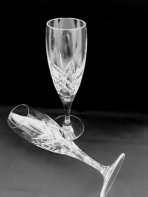 Buy 2 X Edinburgh Cut Crystal Champagne Flutes In Excellent Condition (Xmas) • 24.99£