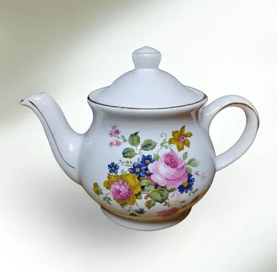 Buy Sadler English Teapot Small Vintage (1940s) • 25.49£
