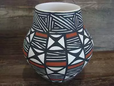 Buy Acoma Pueblo Fine Line Hand Painted Pottery By Debra Waanda • 95.89£