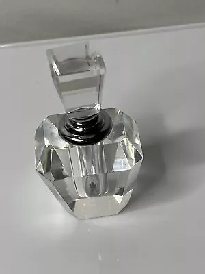 Buy Cut Glass Crystal Perfume Bottle • 7.65£